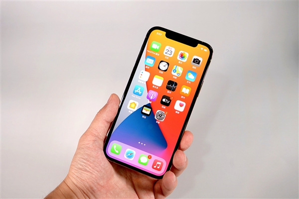 华亭苹果手机维修分享iOS 14.2修订版已到，专属iPhone 12系列 
